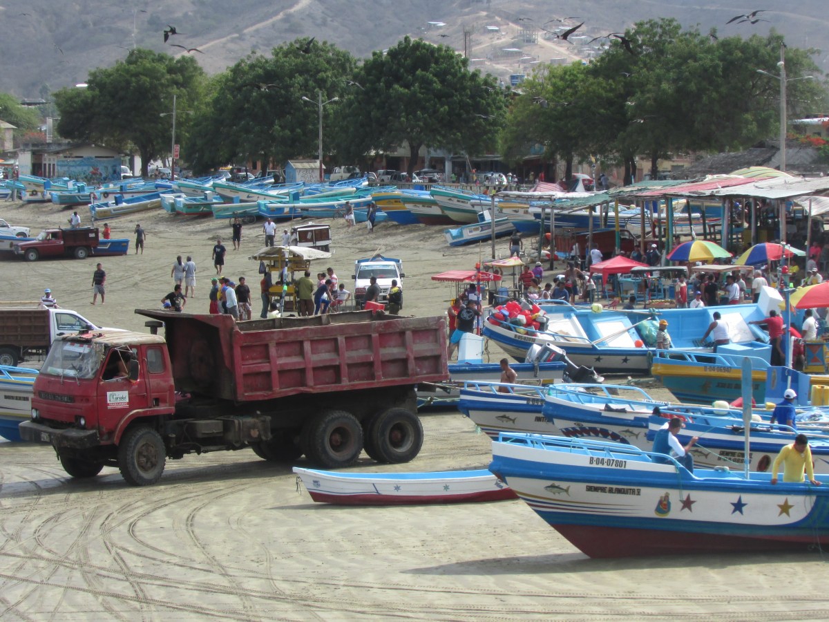 Two Clueless Canadians in Ecuador- Puerto&nbsp;Lopez